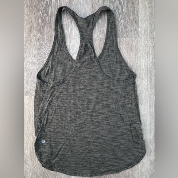 Lululemon|Racerback Tank|Green|Sz 4‎ - Picture 2 of 6